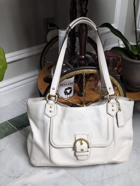 Coach Campbell Smooth Ivory Leather Shoulder Bag
